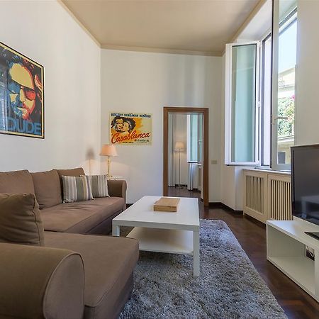 Palazzo Borghese Lovely Flat Рим Екстериор снимка