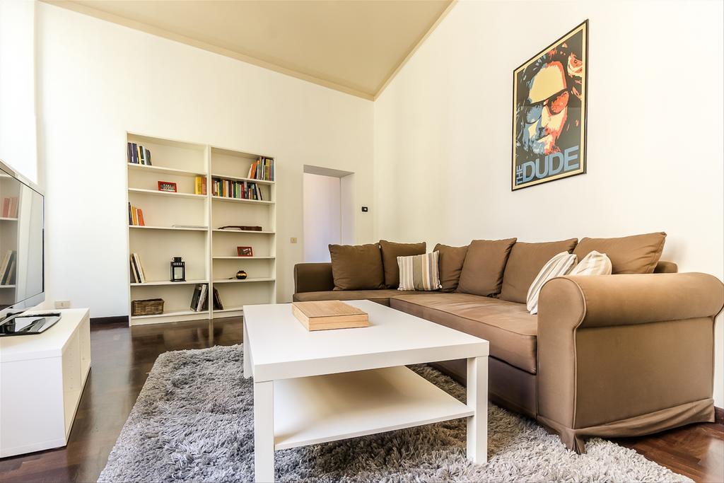 Palazzo Borghese Lovely Flat Рим Екстериор снимка